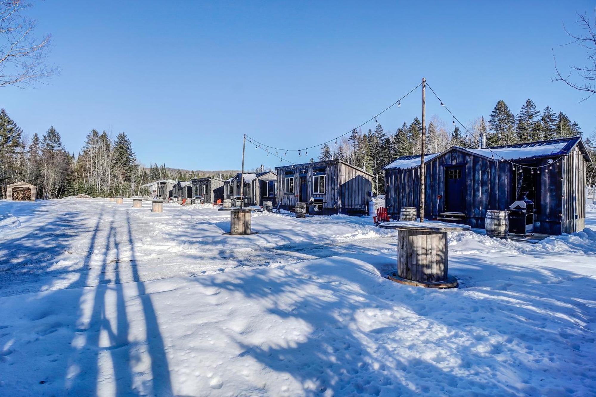 Your Cozy Cabin Retreat Saint-Remi-d'Amherst Buitenkant foto
